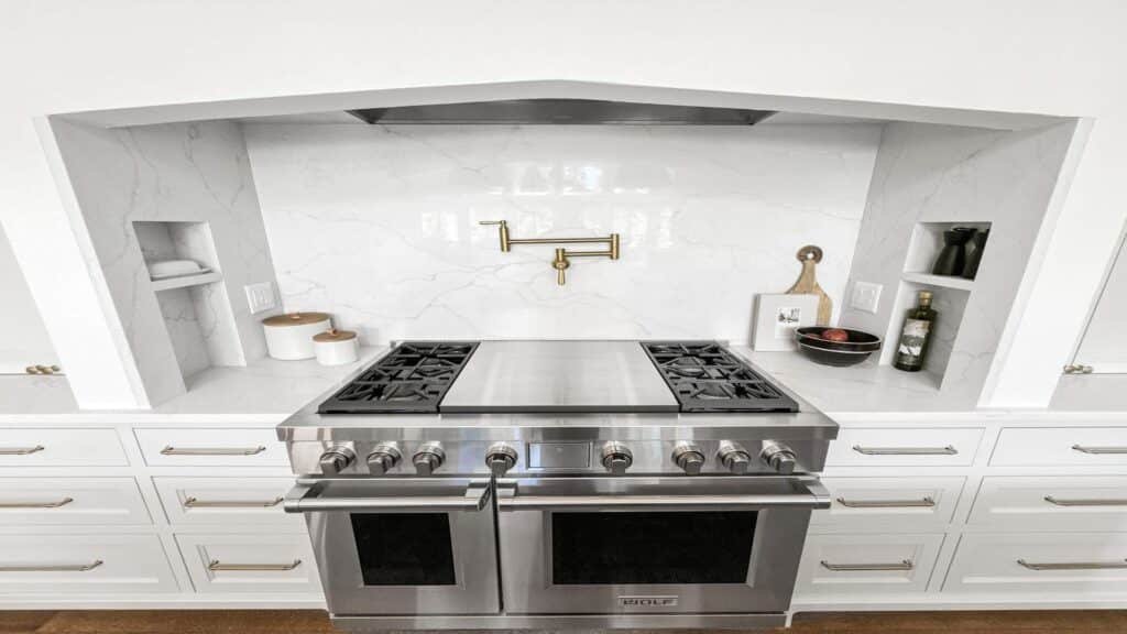 Making Your Final Decision: A Simple Comparison Framework how to choose kitchen remodeling - kitchen remodel in Wisconsin